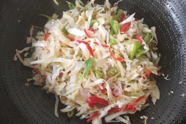 包包菜炒酸豆角的做法图解8