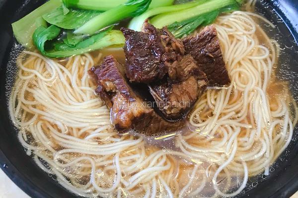 电饭锅酱牛肉 的做法图解13