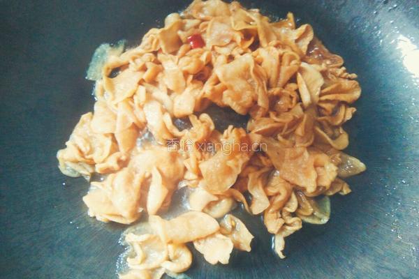 新鲜肉炖干萝卜片的做法图解8