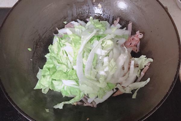 美式火腿炒菜根的做法图解7