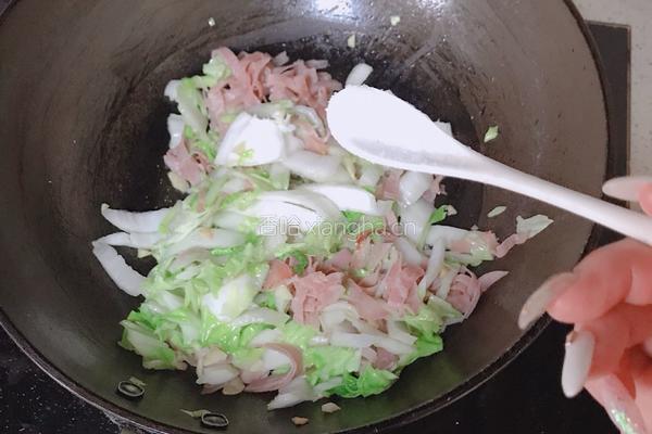 美式火腿炒菜根的做法图解8