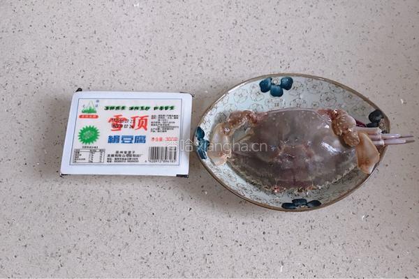家烧豆腐江蟹的做法图解1