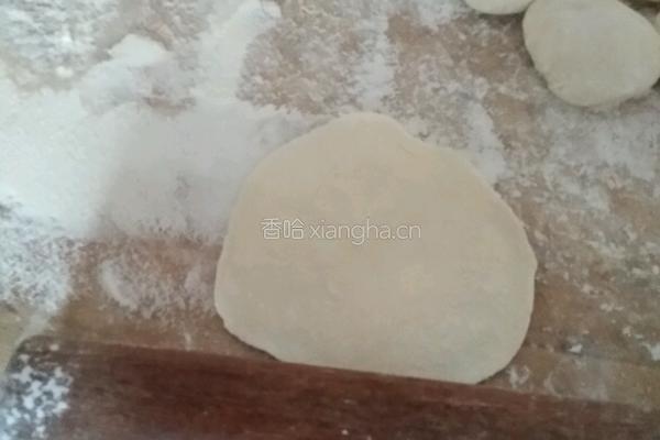 野菜馅饺子的做法图解2
