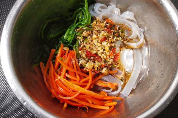 菠菜拌宽粉的做法图解10