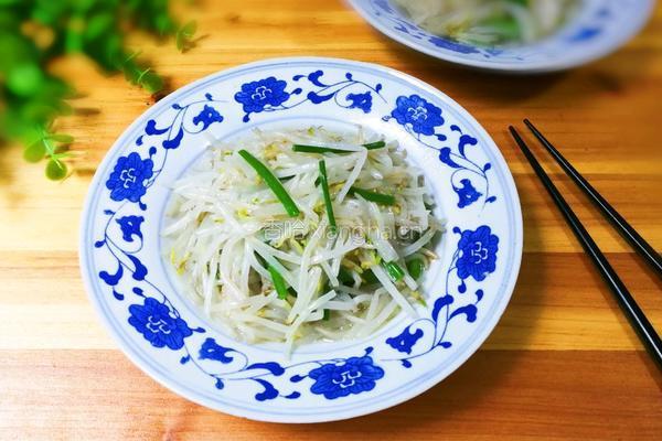 韭苔炒绿豆芽的做法图解7