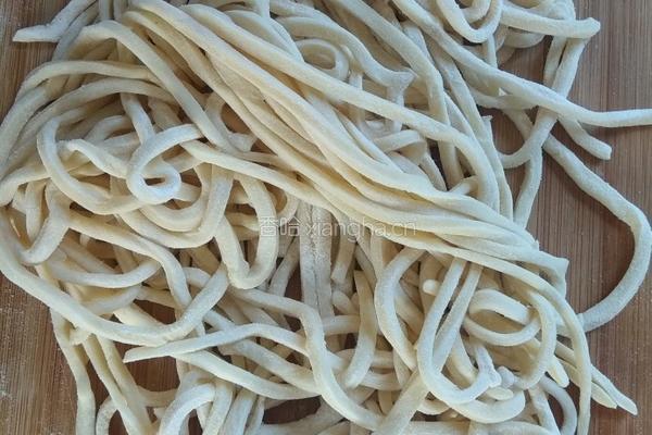自制鸡蛋面条的做法图解11