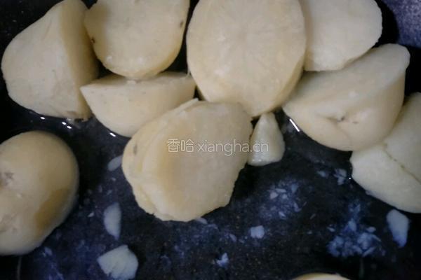 烤土豆泥宝塔 的做法图解2