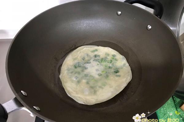 葱油饼的做法图解5