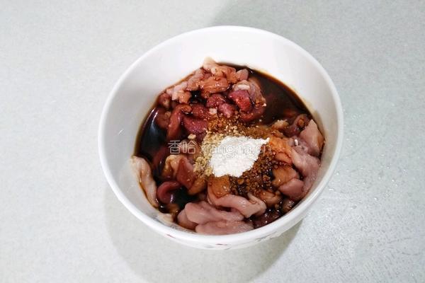 泡椒韭黄肉丝的做法图解3
