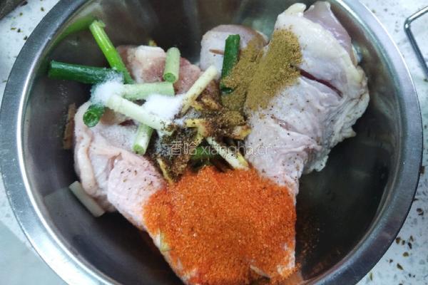 奥尔良烤鸡腿的做法图解2