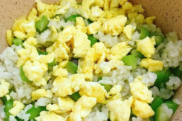 火龙果炒饭的做法图解12