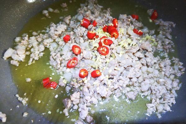 肉沫毛豆炒香干的做法图解6