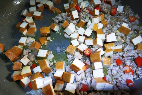 肉沫毛豆炒香干的做法图解7