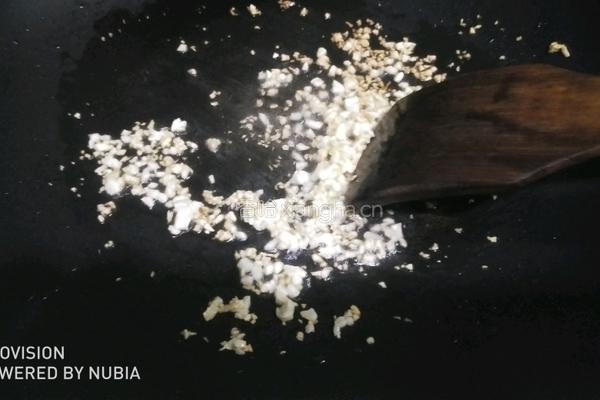 蒜蓉粉丝开边虾的做法图解9
