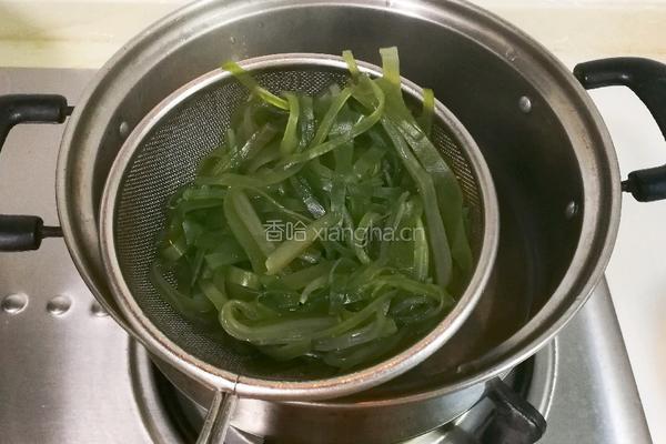 小葱凉拌小海带的做法图解3