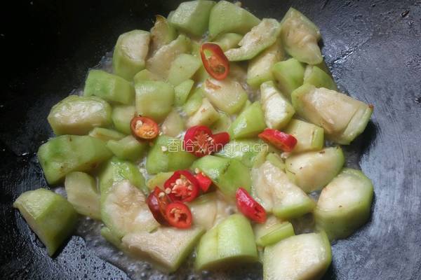 丝瓜炒肉片的做法图解7