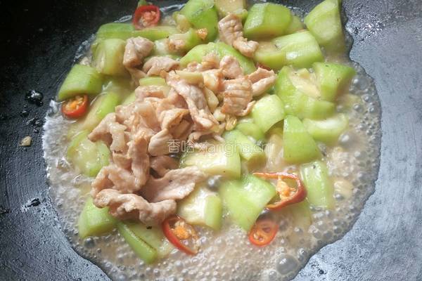丝瓜炒肉片的做法图解9