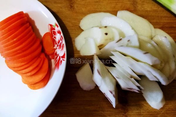 长山药炒木耳的做法图解1