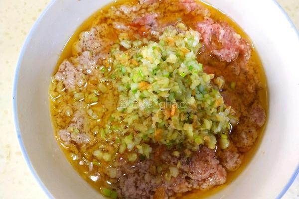 白菜饺子的做法图解9