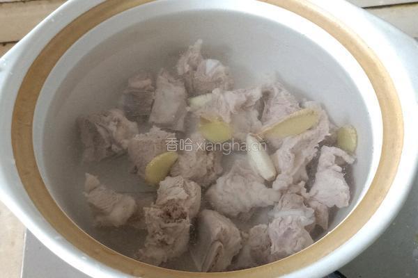 山药玉米炖排骨的做法图解3