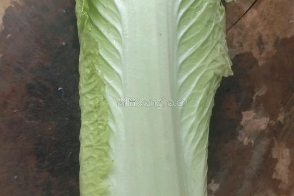 酸辣大白菜的做法图解1
