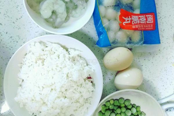 豪华黄金蛋炒饭的做法图解1