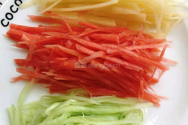 土豆胡萝卜青菜饼的做法图解2