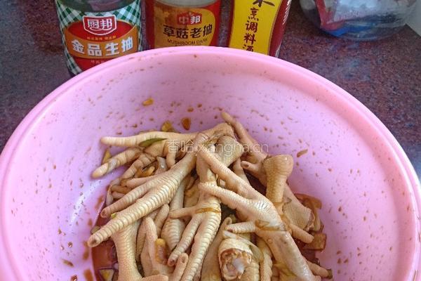 虎皮鸡爪的做法图解2