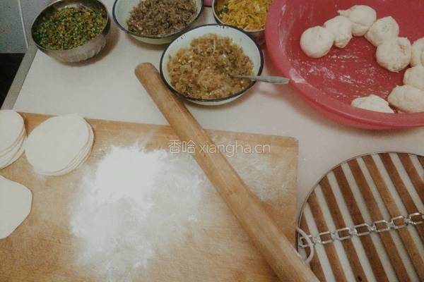 素菜包子的做法图解2