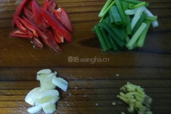 小葱拌木耳的做法图解3