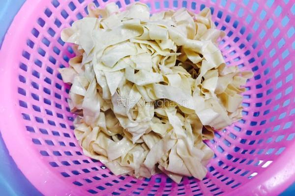 香辣豆皮的做法图解2