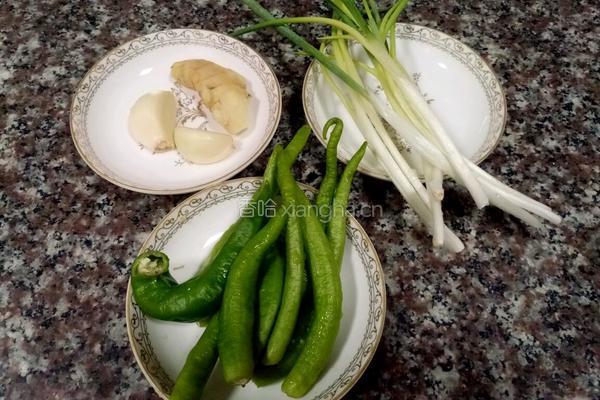 凉拌豆腐丝的做法图解1