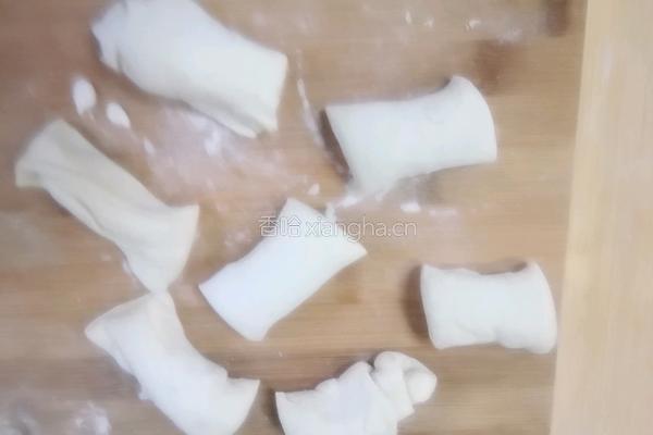梅干菜烧饼和麻将火烧的做法图解3