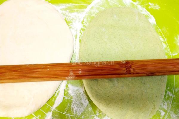 双色花卷的做法图解16