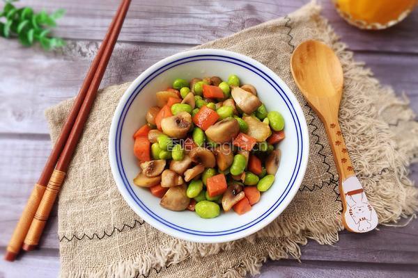 青豆炒蘑菇的做法图解10