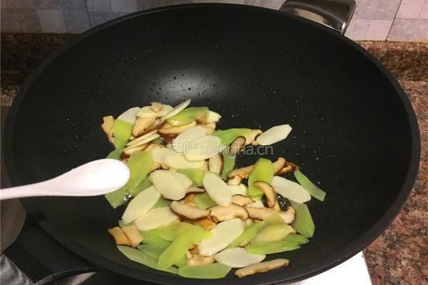 香菇烩山药的做法图解7