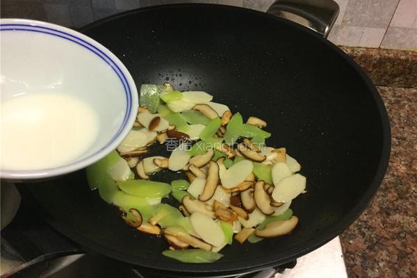 香菇烩山药的做法图解8