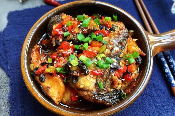 泡椒豆豉干烧鱼的做法图解12