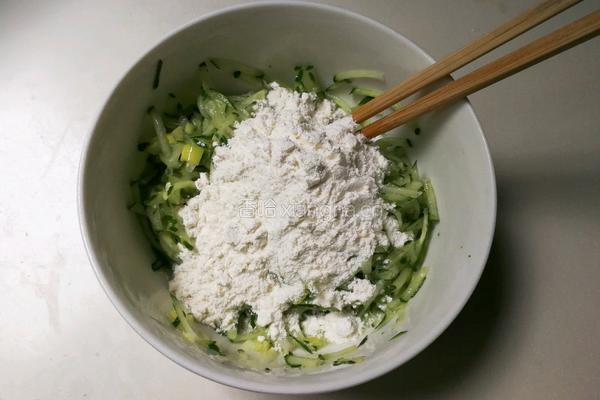 焦香黄瓜鸡蛋饼的做法图解5