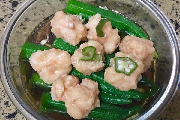 海鲜菇秋葵蒸虾滑的做法图解4