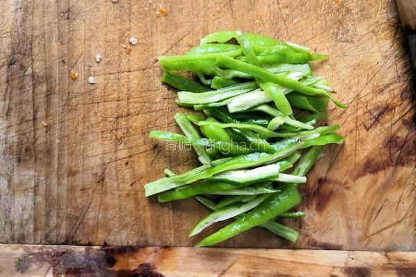 菠萝蜜炒肉的做法图解3