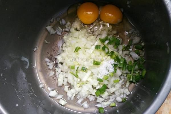 黄瓜饼 （减肥妹子的早餐的做法图解2