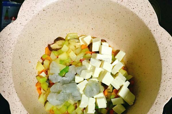 小熊鲜虾杂蔬豆腐的做法图解7