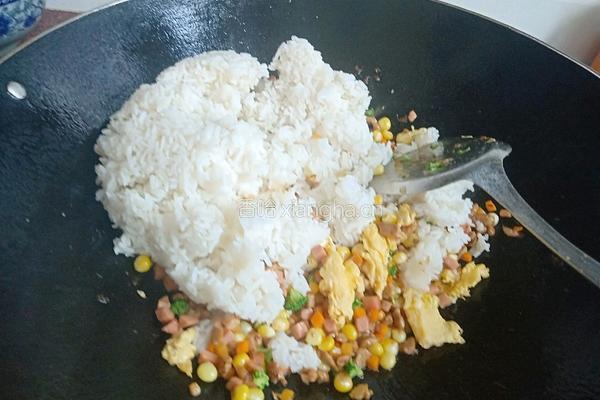 五色炒饭的做法图解7