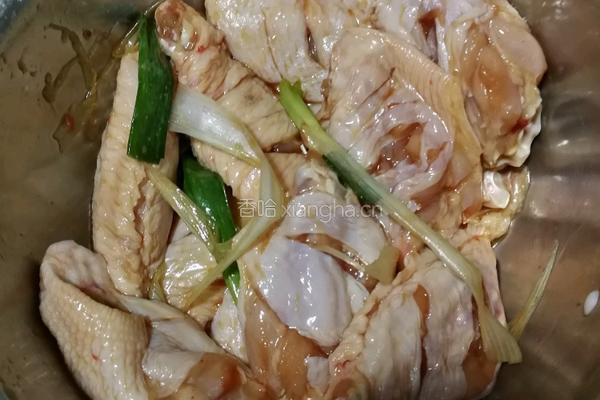 红烧土豆鸡翅的做法图解1