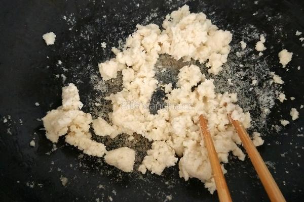 炒豆腐渣的做法图解5