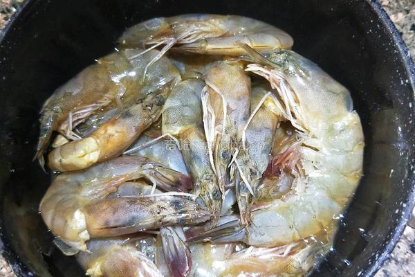 柠檬虾的做法图解5