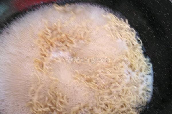 蔬菜炸酱面的做法图解10
