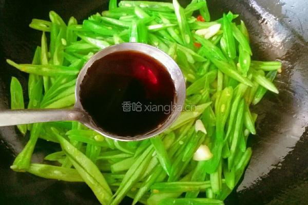 辣炒四季豆的做法图解5