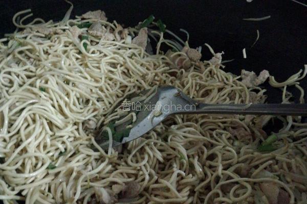 豆芽炒面条的做法图解6